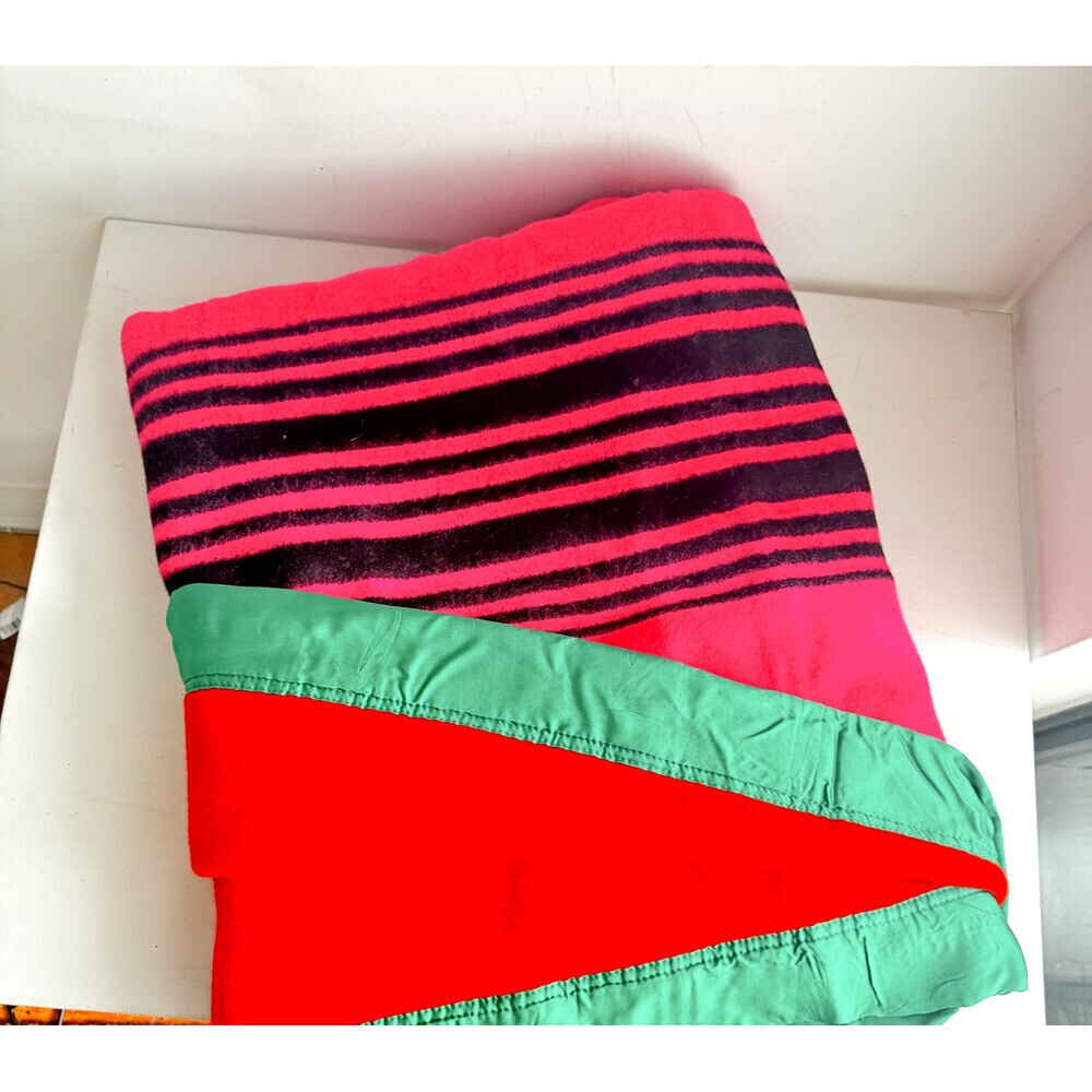 Vintage Swan Wool Neon Pink Orange W Green Satin Trim Blanket